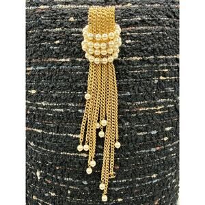 Chanel Cruise 2001 Gold-Tone Chain & Pearl Fringe Brooch – 8" x 1 3/4"